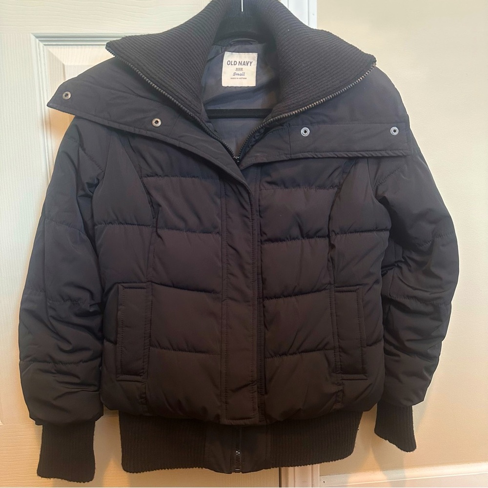 Old Navy Bomber Puffer Jacket Women's Small Black Turtle Neck Winter Coat